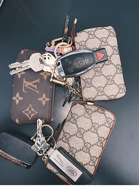 louis vuitton coin purse keychain fake|louis vuitton keychain pouch.